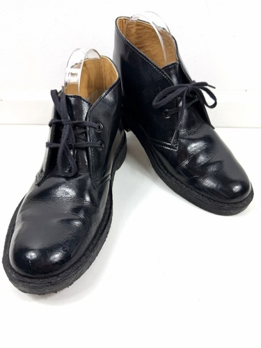 Clarks woman s - 6.5, d