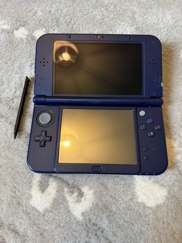 New nintendo 3ds - nintendo, metallic