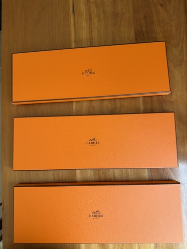 Lot authentic hermes - of,