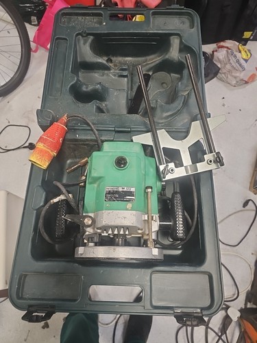 Hitachi m12v router 110 - m12v,