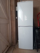 Hotpoint Fridge/Freezer FFA52