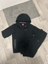NIKE TECH FLEECE TRACKSUIT  BLACK - SIZE M