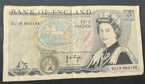 Bank england five pound - five,