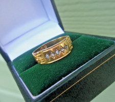 18ct Gold Diamond Ring