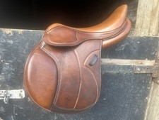 Shires Avignon 17.5 Jump Saddle Tan Changeable Gullet Good Used Condition
