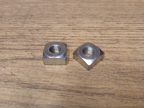 Triumph 500 650 - fork, leg