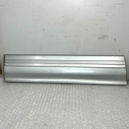 Lower door moulding front - moulding,