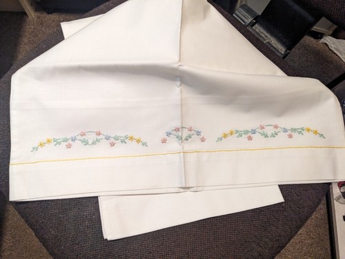 Vintage floral embroidered - x,