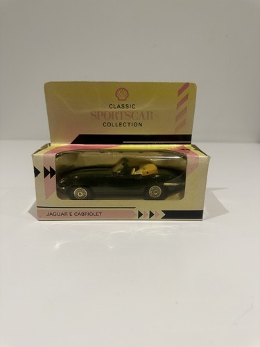 Shell classic sports car - classic,