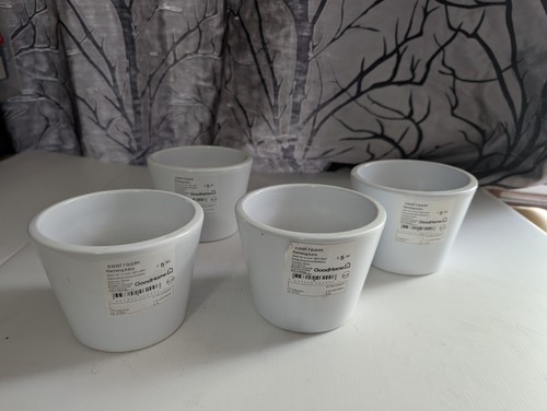 White ceramic home flower - 1,