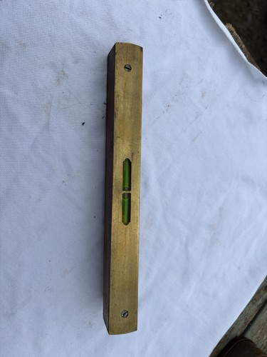 Vintage brass top - brass,
