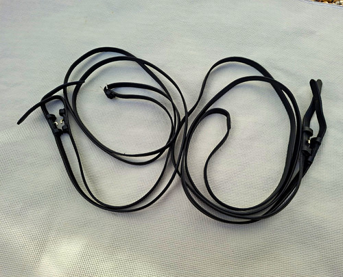 Black pair plain - black, of