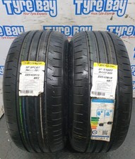 NEW 2x 225/40/18 88Y DUNLOP