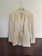 Vintage Laurel by Escada Cream