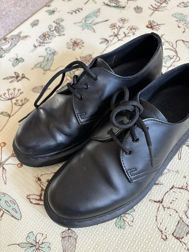 Martens black leather shoe - dr,