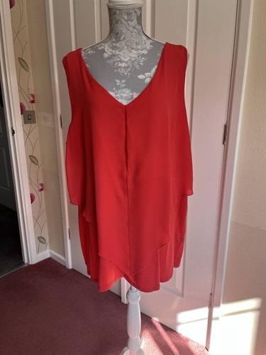 Ladies red top size from - ladies,
