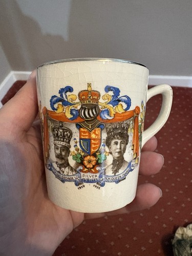 George and queen - queen, silver