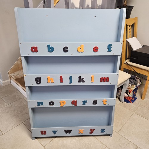 Tidy books alphabet - books,