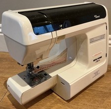 Janome MyCompact CM2200 Sewing