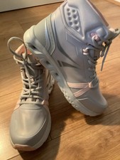 CRANE WALKING HIKING CASUAL ANKLE BOOTS PALE GREY PINK LINING PADDED SZ 6 EXC.