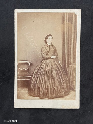 Cdv pretty lady tinted gold - cdv,