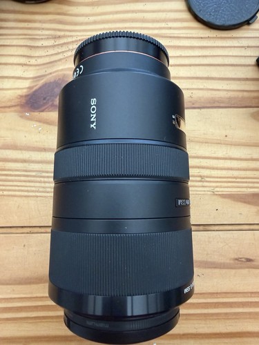 Sony sal70300g 300mm - sony,