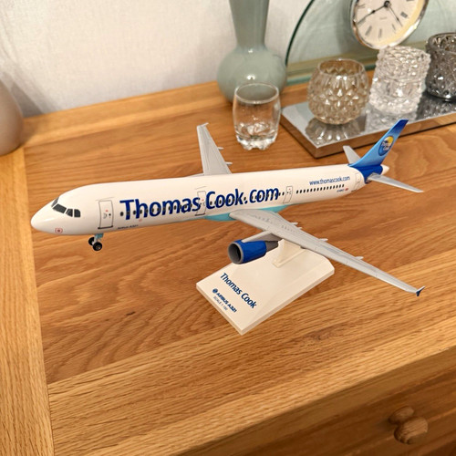 Thomas cook airlines airbus - thomas,