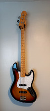 2008/9 Fender MIM Bass Guitar in Vintage Sunburst. Near Mint condition.