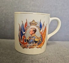 VINTAGE ROYAL COLLECTABLE KING