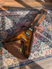 Gibson The V CMT 1982 Tobacco