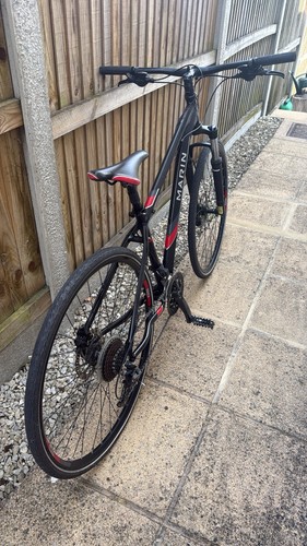 Marin hybrid bike - bike, alloy