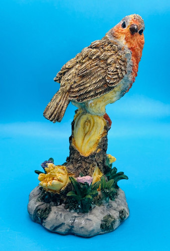 Vintage robin tree - on, stump