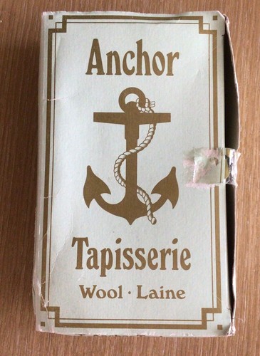 Box anchor tapestry wool - box,
