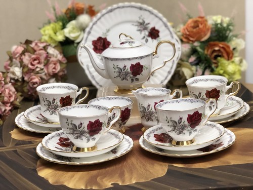 Royal stafford roses - royal, 'roses