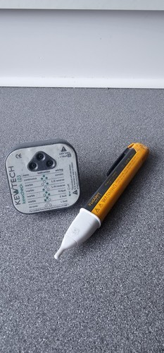 Fluke voltage tester and - fluke,