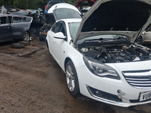 Vauxhall insignia 2015 - vauxhall,