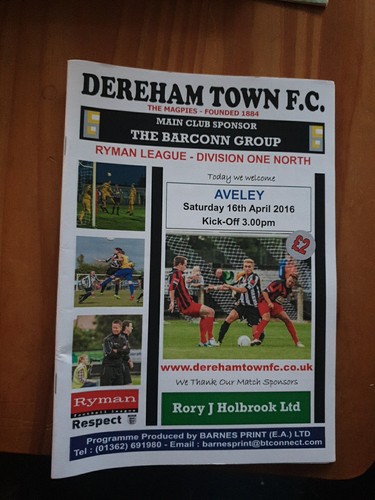 Dereham town aveley fc - town, v