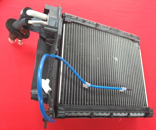 Toyota avensis heater box - 2.0,