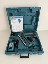 Refurbed Serviced Makita GN900SE 7.2v 1st Fix Framing Gas Nailer & 2x Batteries