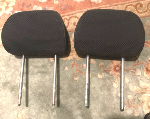 Polo 6n2 headrests - polo,