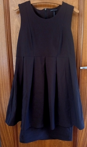 Sarah pacini quirky unusual - quirky,