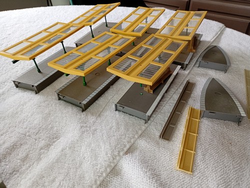 Hornby gauge platform - 6,