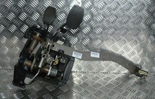Fiat 500 Brake Pedal Assembly