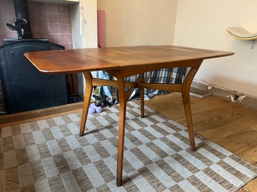 Plan butterfly dining table - butterfly,