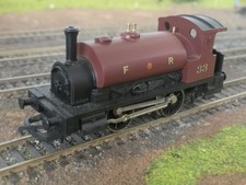 Hornby OO Gauge FR Pug 33