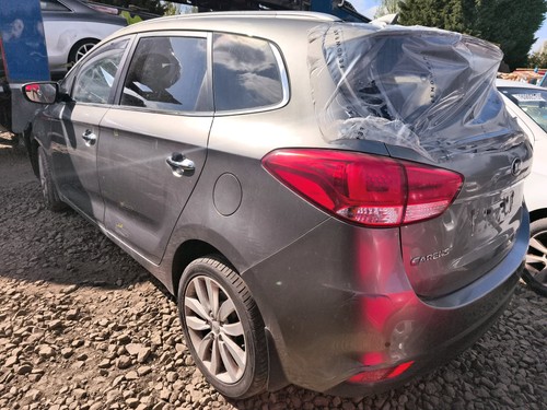 Kia carens 2015 - kia,