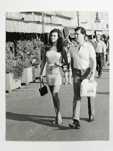 Raquel welch french riviera - raquel,