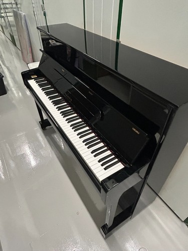 Upright piano samick sj - upright,
