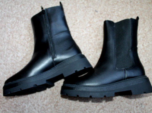 Chunky black chelsea boots - black,