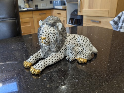 Herend lion lamb - &,